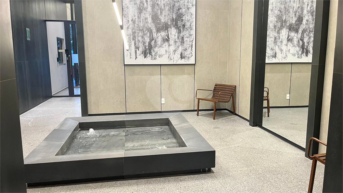 Apartamento à venda com 4 quartos, sendo 2 suítes,  em Pinheiros, São Paulo, SP