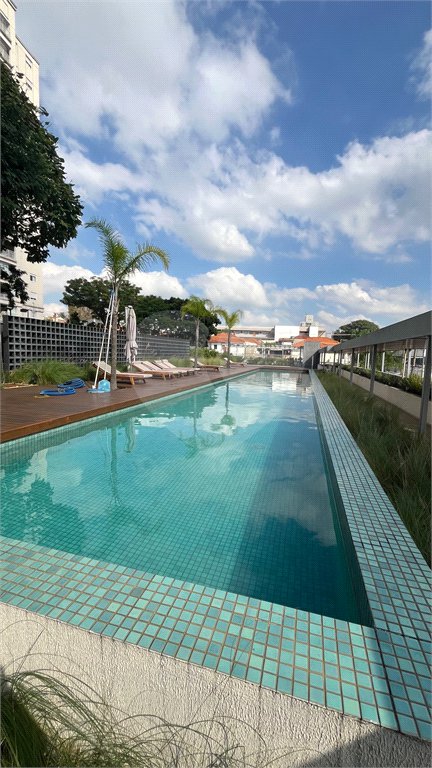 Apartamento à venda com 2 quartos, sendo 1 suíte,  em Carandiru, São Paulo, SP