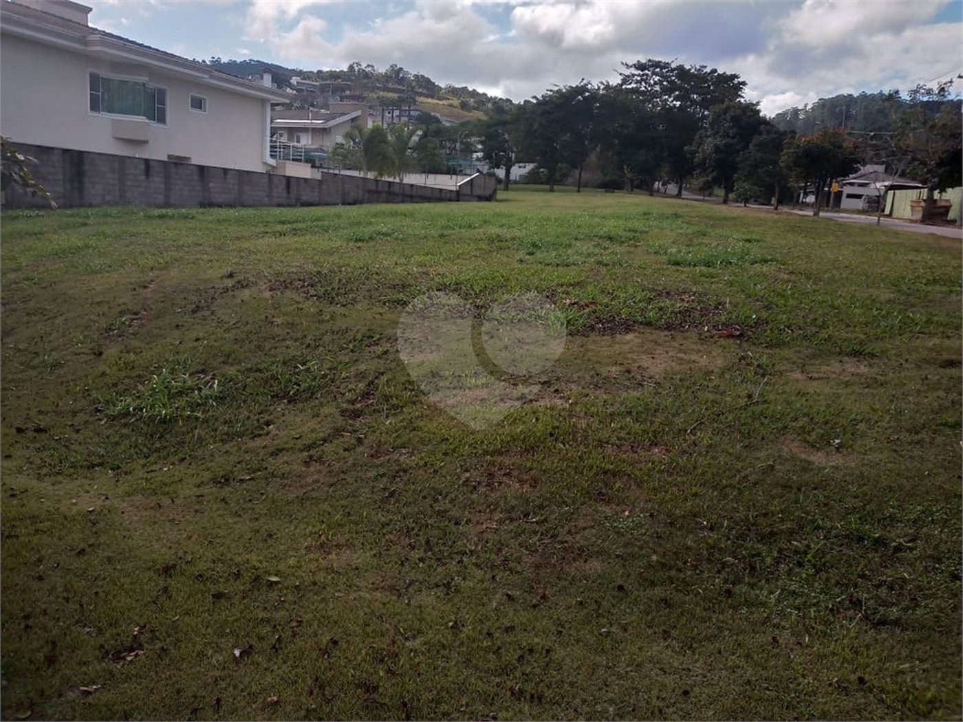 Terreno à venda no condomínio Porto Atibaia, Atibaia - SP