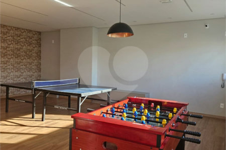 Apartamento à venda com 3 quartos, sendo 1 suíte, no Centro, Poá, SP