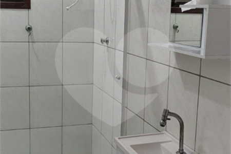 Casa à venda com 2 quartos, sendo 1 suíte, em Jardim Míriam, Suzano, SP