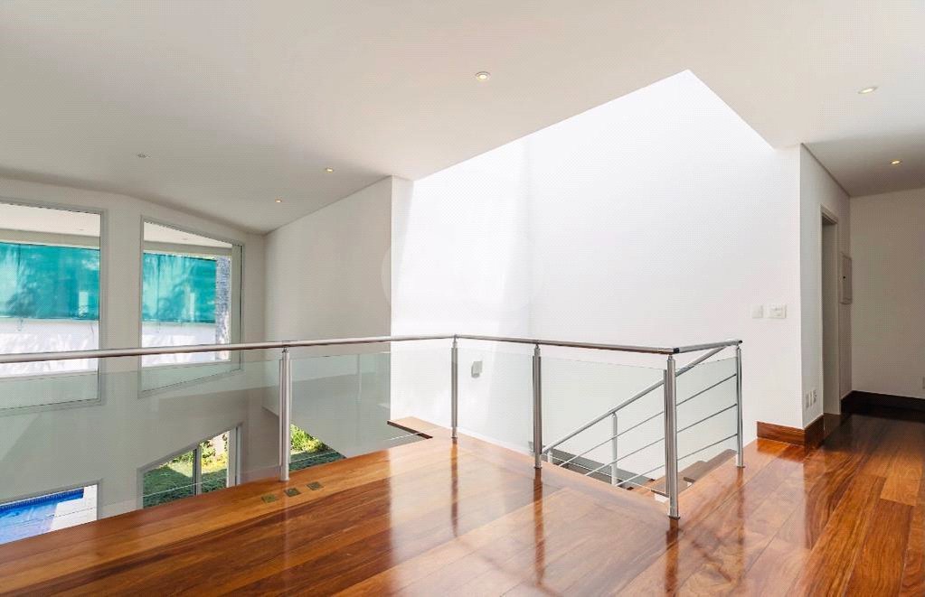 Casa à venda com 4 suítes no condomínio Vila Alba, São Paulo - SP