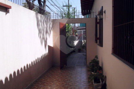 Casa Térrea à venda com 3 quartos, sendo 1 suíte, em Santo Amaro, São Paulo, SP