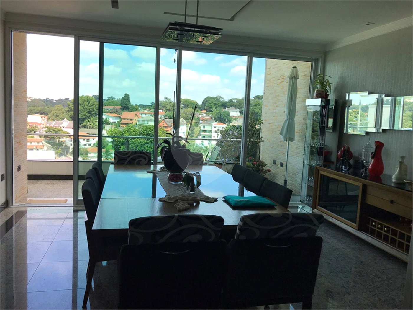 Casa à venda com 4 suítes no condomínio Mirante do Horto, São Paulo - SP