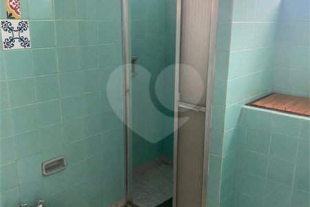 Sobrado à venda com 5 quartos, sendo 1 suíte, em Nova Piraju, São Paulo, SP