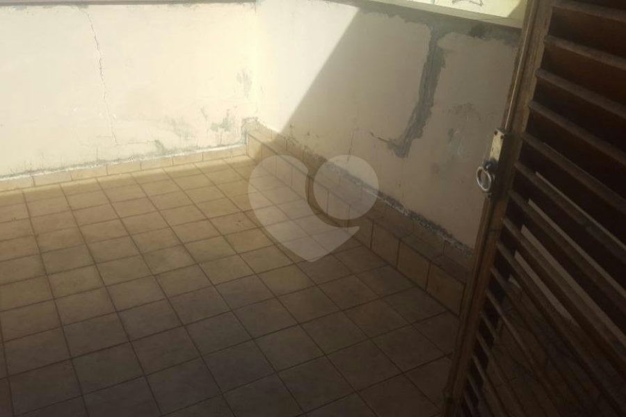 Casa à venda com 3 quartos, sendo 1 suíte, no condomínio Residencial Tremembé, São Paulo - SP
