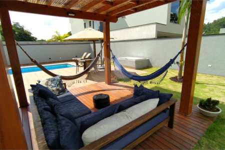 Casa à venda com 3 suítes no condomínio Reserva dos Vinhedos, Louveira - SP