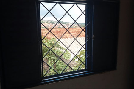 Casa à venda com 4 quartos, sendo 1 suíte, em Vila Arruda, Itapetininga, SP