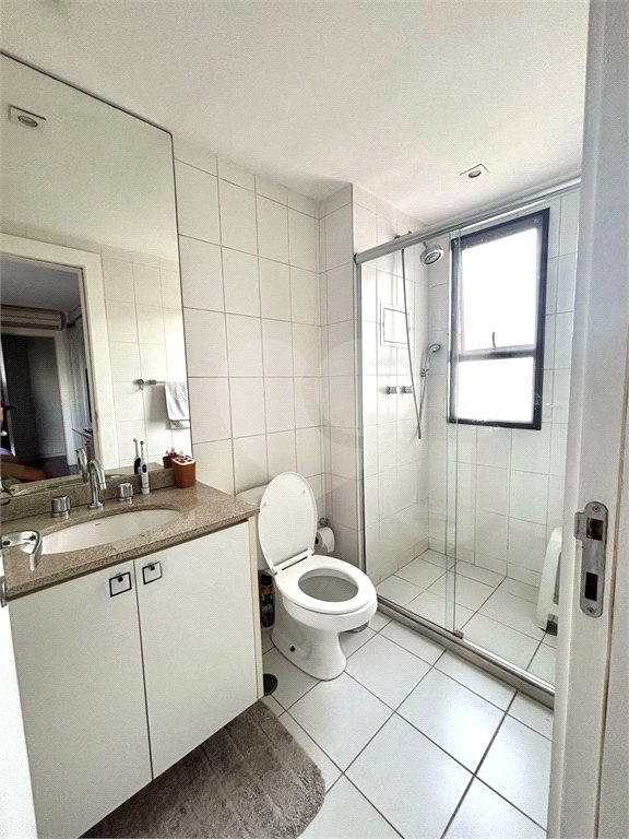 Apartamento à venda com 3 suítes em Granja Julieta, São Paulo, SP