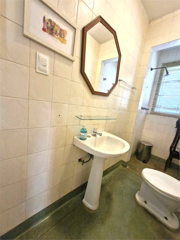 Casa Térrea à venda com 5 quartos em Jardim Petrópolis, São Paulo, SP
