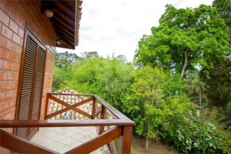 Chácara à venda com 4 quartos, sendo 2 suítes, em Jardim Oriental, Mairinque, SP
