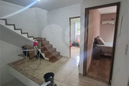 Casa à venda com 3 quartos, sendo 1 suíte, em Santíssimo, Rio de Janeiro, RJ