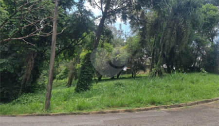 Terreno à venda no condomínio Estância Marambaia, Vinhedo - SP