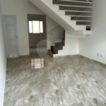 Casa para alugar com 2 suítes no condomínio Residencial Vila Amélia, Poá - SP