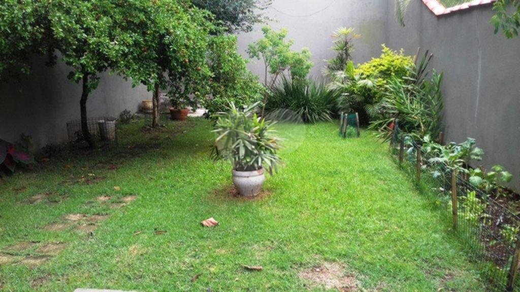 Sobrado à venda com 3 quartos, sendo 1 suíte, em Tremembé, São Paulo, SP
