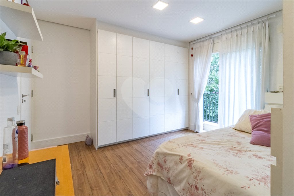 Apartamento à venda com 4 suítes em Vila Mariana, São Paulo, SP