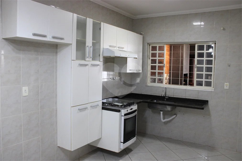 Casa à venda ou para alugar com 2 quartos em Jardim Santa Helena, Valinhos, SP
