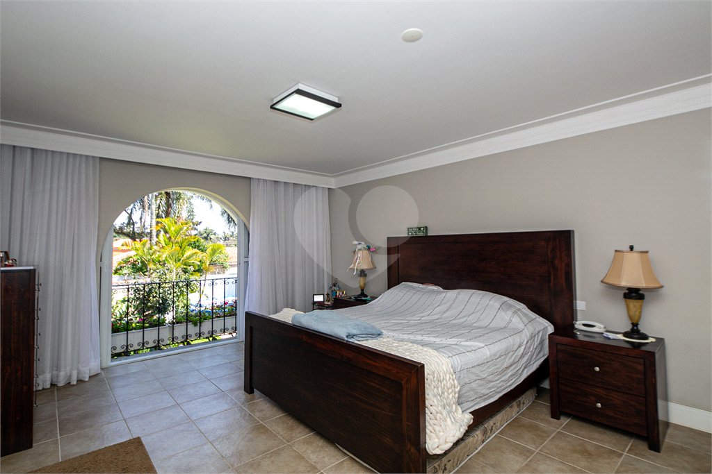 Casa à venda com 4 quartos, sendo 2 suítes,  em Interlagos, São Paulo, SP