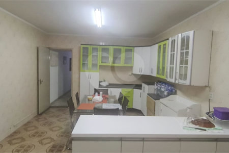 Casa à venda com 3 quartos, sendo 1 suíte,  em Jardim Vila Galvão, Guarulhos, SP