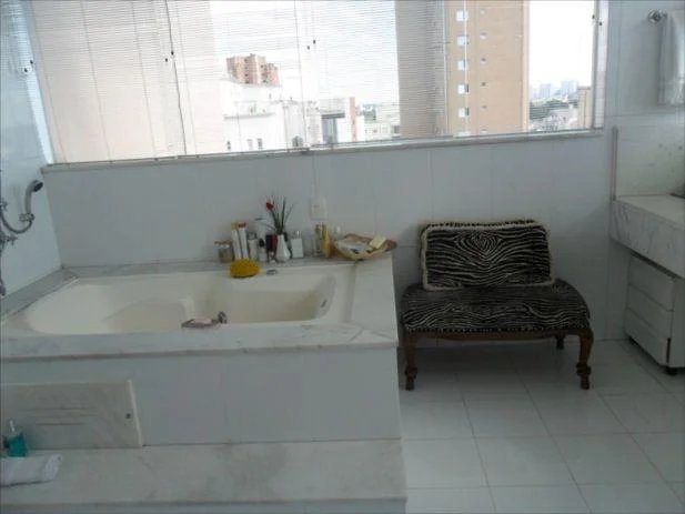 Cobertura à venda com 4 suítes em Vila Suzana, São Paulo, SP