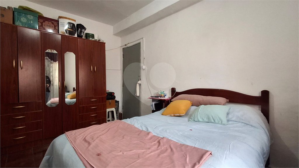 Casa de Vila à venda com 2 quartos em Vila Dylze, Votorantim, SP