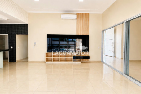 Casa à venda no condomínio Alto Dos Ipês, Três Lagoas - MS