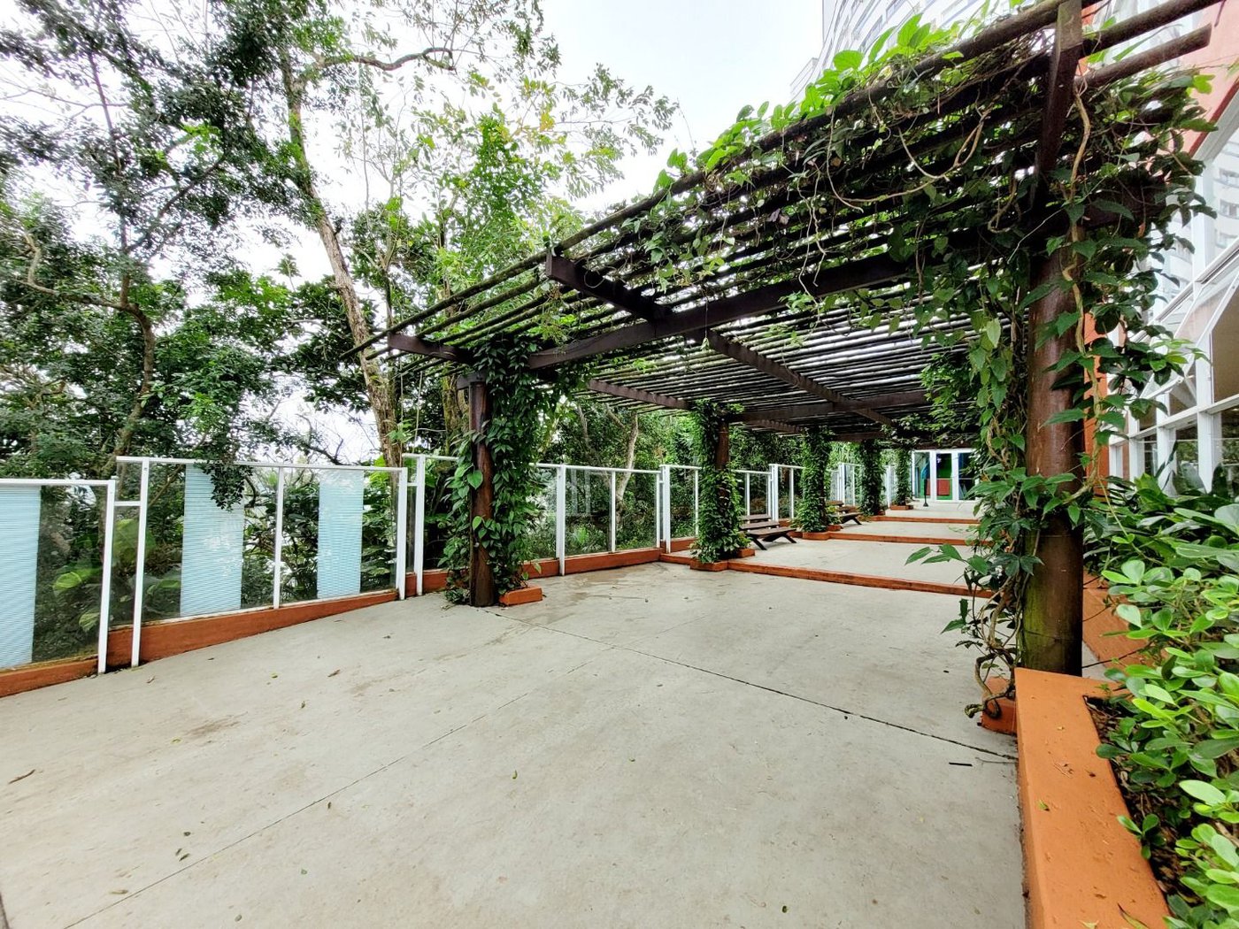 Terreno à venda, 1800 m² por R$ 4.700.000,00 - Ilha Porchat - São Vicente/SP