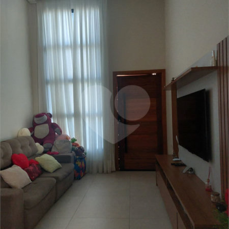 Casa à venda com 3 quartos, sendo 1 suíte, no condomínio Mantova, Indaiatuba - SP