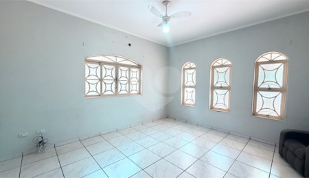 Casa à venda com 3 quartos, sendo 1 suíte, em Jardim Progresso, Três Lagoas, MS