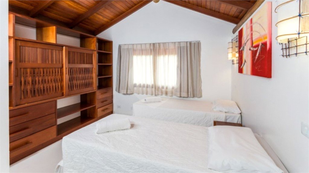 Casa à venda com 4 quartos, sendo 2 suítes, em Praia do Mutá, Porto Seguro, BA