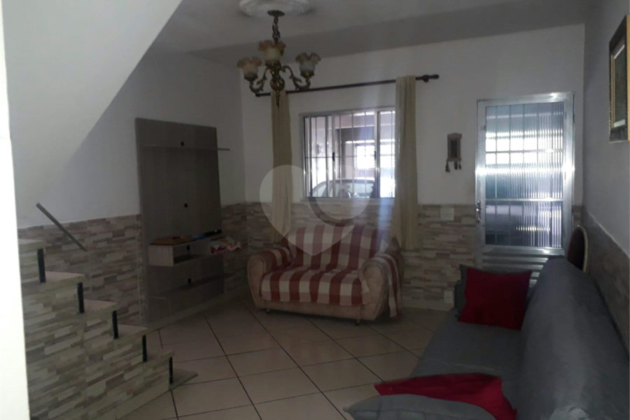 Sobrado à venda com 5 quartos, sendo 1 suíte, em Vila Guilherme, São Paulo, SP