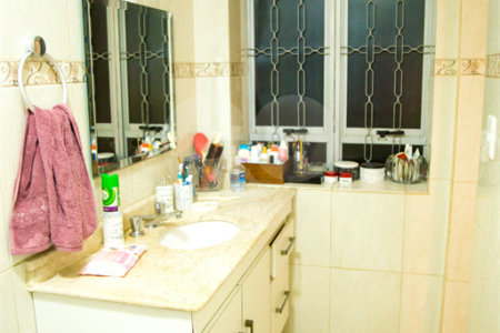 Casa Térrea à venda com 4 quartos, sendo 1 suíte,  em Super Quadra Morumbi, São Paulo, SP