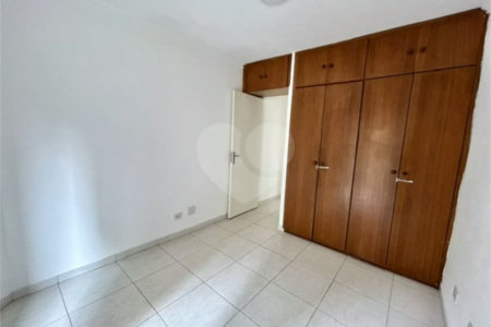 Apartamento Reformado com 1 dormitório, 1 vaga de garagem em Santa Cecília.