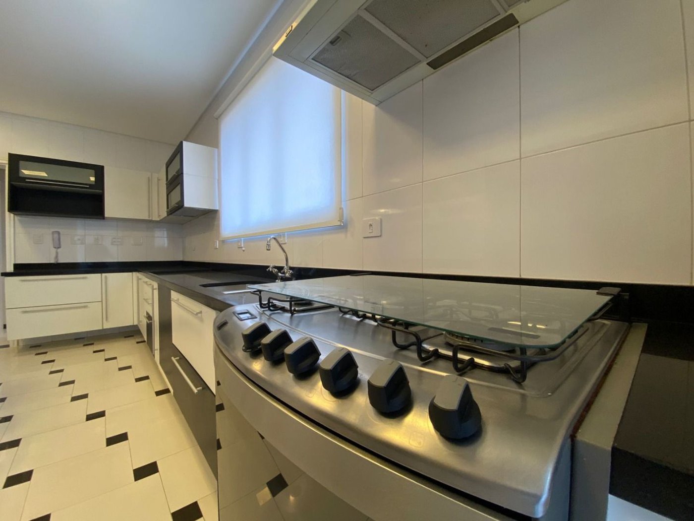 Apartamento com 3 dormitórios para alugar, 198 m² por R$ 16.000,02/mês - Gonzaga - Santos/SP