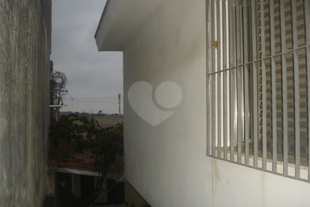 Sobrado à venda com 3 quartos em Parque Casa de Pedra, São Paulo, SP