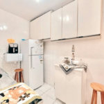 Apartamento com 2 dormitórios à venda, 70 m² por R$ 430.000,00 - Gonzaga - Santos/SP