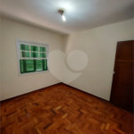 Sobrado à venda com 3 quartos em Vila Gumercindo, São Paulo, SP