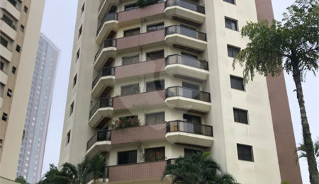 Apartamento à venda com 3 quartos, sendo 1 suíte,  em Tatuapé, São Paulo, SP