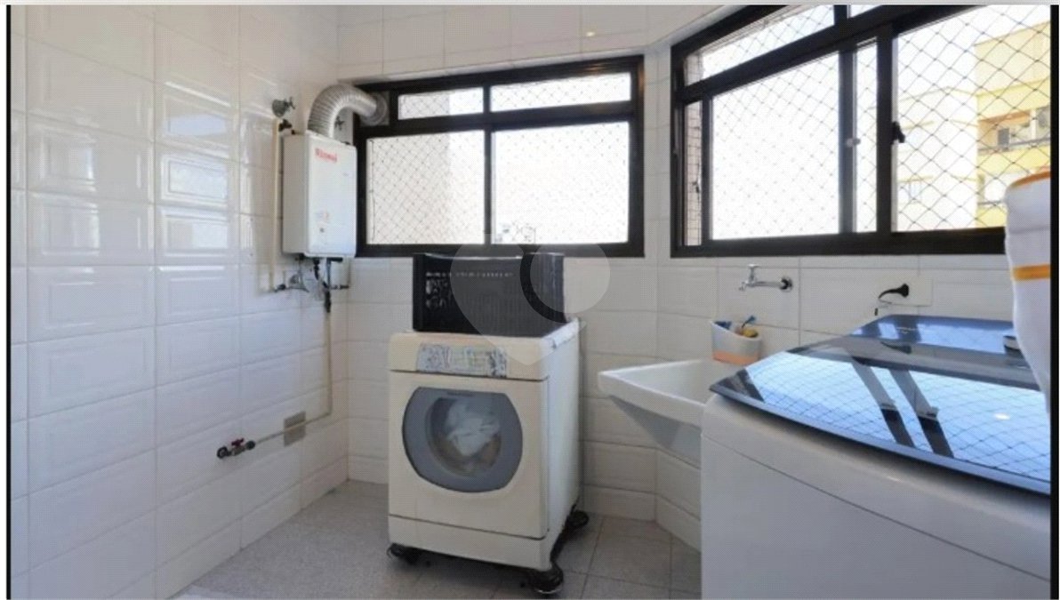 Apartamento à venda ou para alugar com 4 quartos, sendo 2 suítes, em Santana, São Paulo, SP