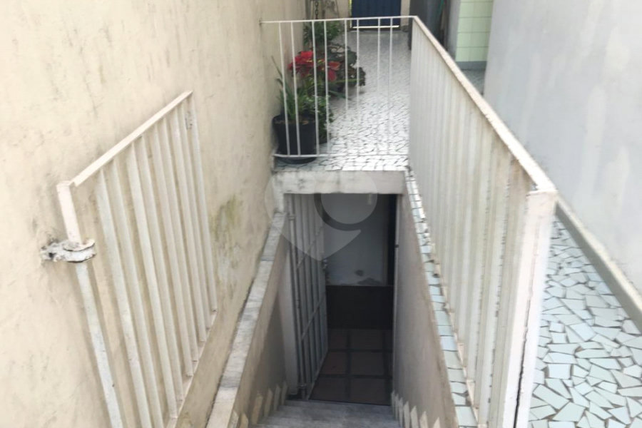 Casa à venda com 4 quartos, sendo 1 suíte, em Jardim São Bento, São Paulo, SP