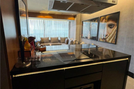 Apartamento à venda com 3 quartos, sendo 2 suítes,  em Brooklin Paulista, São Paulo, SP