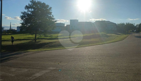 Terreno à venda no condomínio Residencial Dacha, Sorocaba - SP