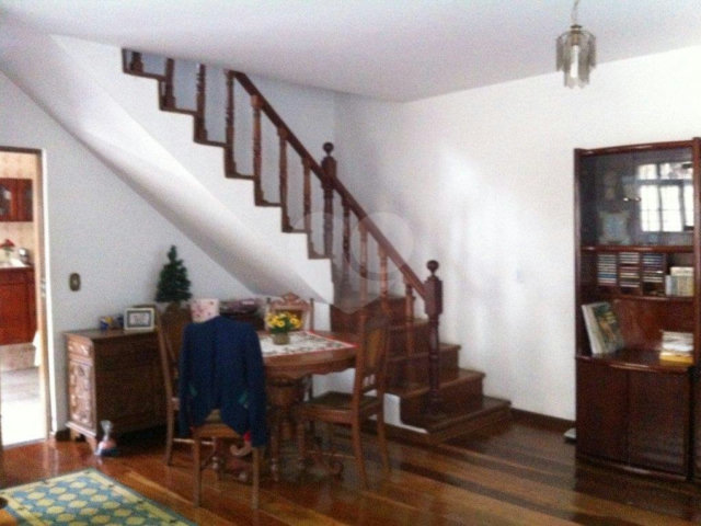 Sobrado à venda com 3 quartos, sendo 1 suíte,  em Vila Dom Pedro Ii, São Paulo, SP