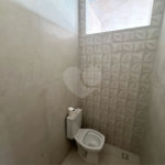Casa em condominio em reta final de obras