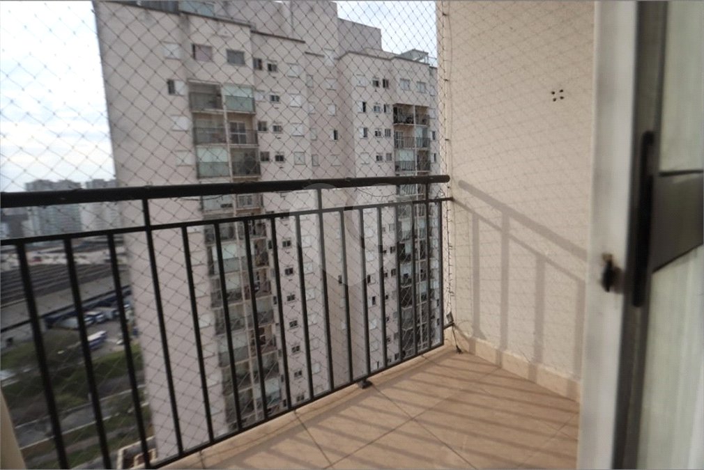 Apartamento à venda ou para alugar com 3 quartos, sendo 1 suíte, em Parque São Lourenço, São Paulo, SP
