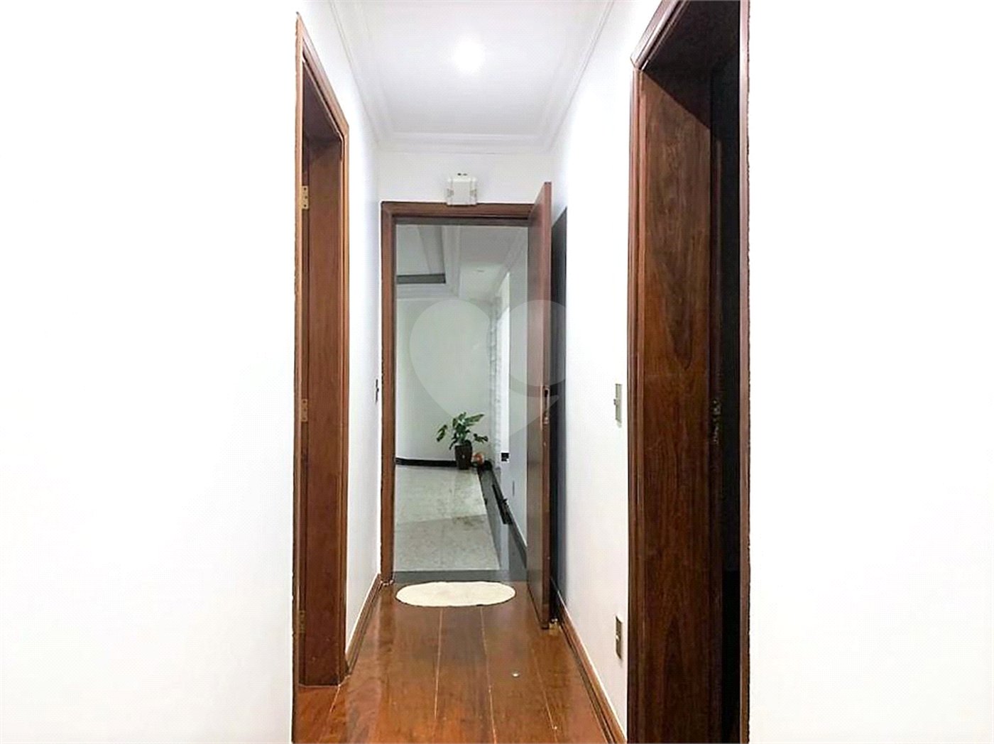 Apartamento à venda com 5 quartos, sendo 4 suítes, no Centro, Sorocaba, SP