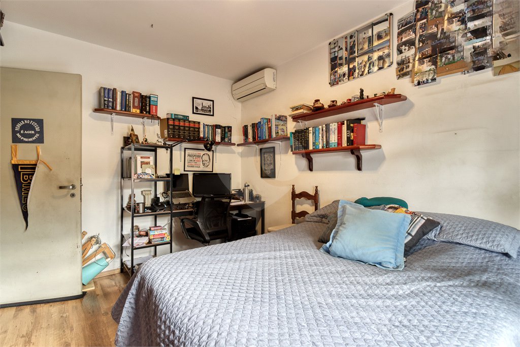 Sobrado à venda com 3 quartos, sendo 1 suíte,  em Alto da Boa Vista, São Paulo, SP