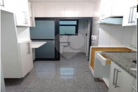 Apartamento à venda com 3 quartos, sendo 1 suíte,  em Vila Suzana, São Paulo, SP