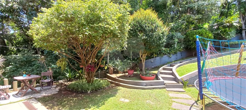 Casa à venda com 4 suítes no condomínio Alpes da Cantareira, Mairiporã - SP