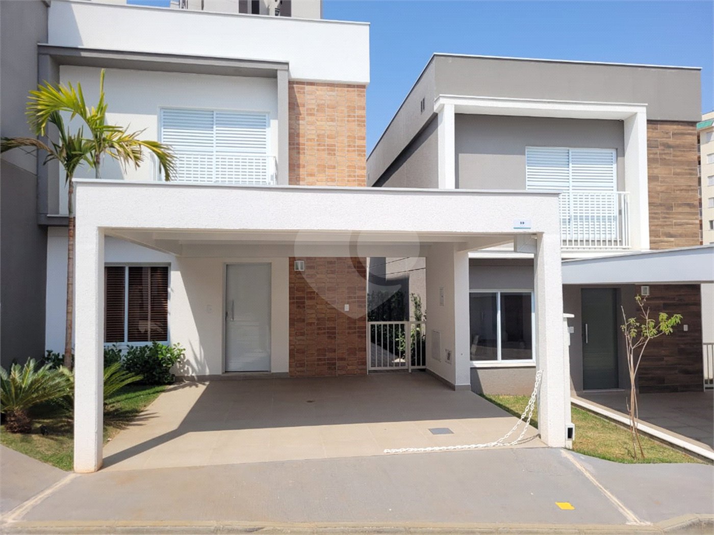 Casa à venda com 3 suítes no condomínio Tirreno, Sorocaba - SP